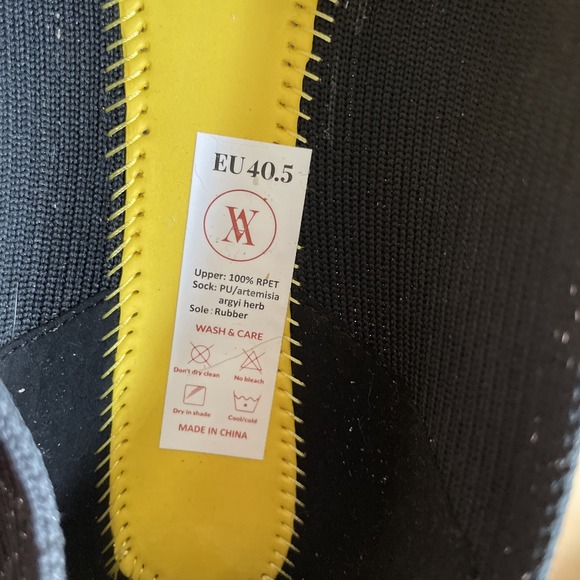 Vivaia Margot 2.0 V-Cut Square Toe Flats Black With Sparkle Size: 9 (EU 40.5) - Picture 7 of 7